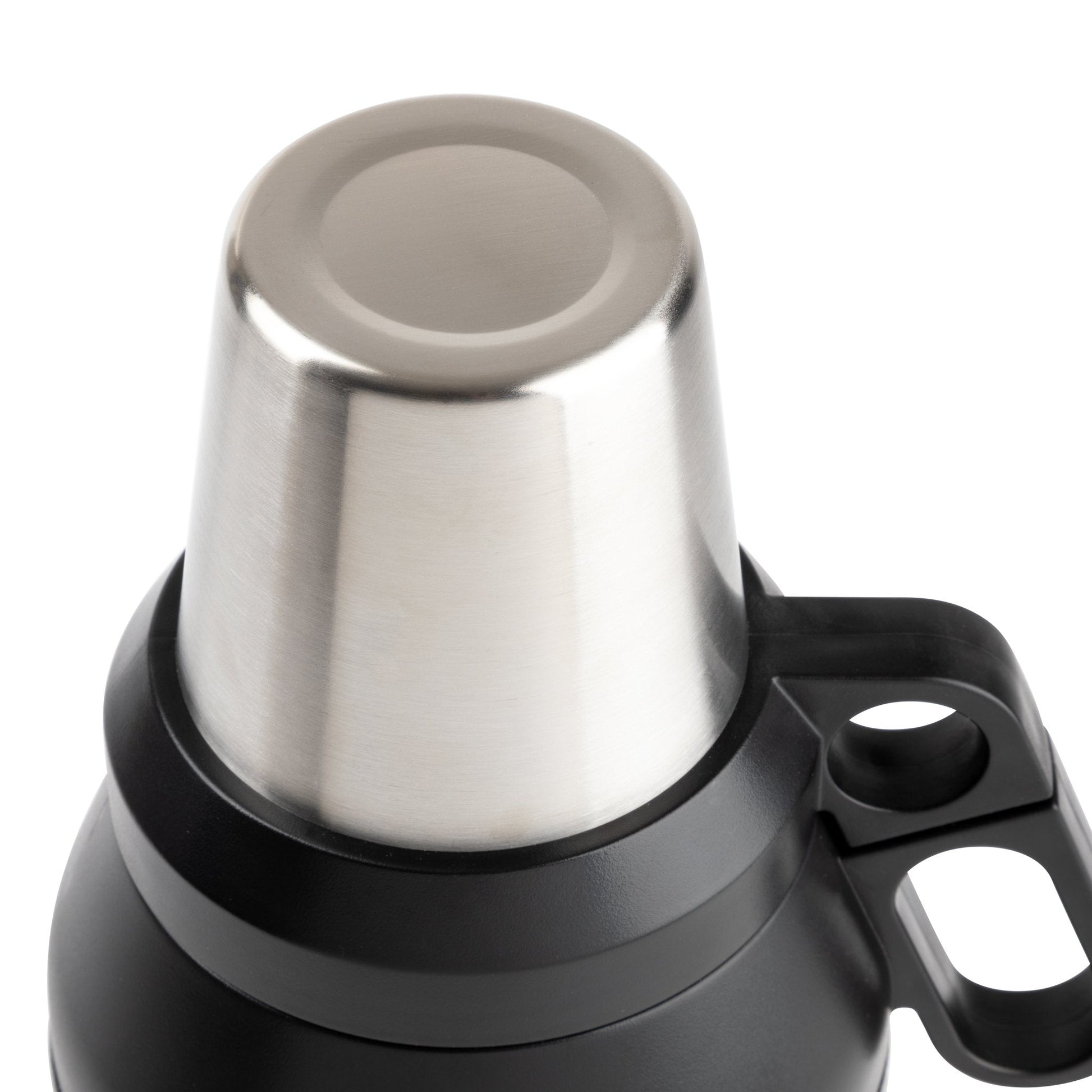 64-oz-stack-growler-d7 32701-WEB_04_0076d48d-5559-4d08-910c-361263018e65.jpg